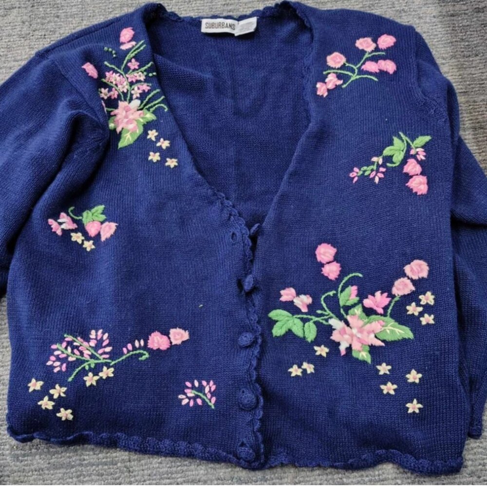 Vintage 80s/90s Suburban Embroidered Floral Cardigan - Cottagecore Aesthetic